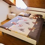 Rooms Megi